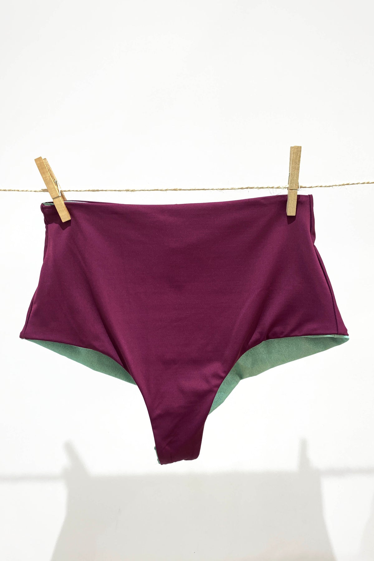 ;alta lagon;maillot de bain taille haute à paillettes;bikini tanga taille haute;;;taille haute deminue;deminue