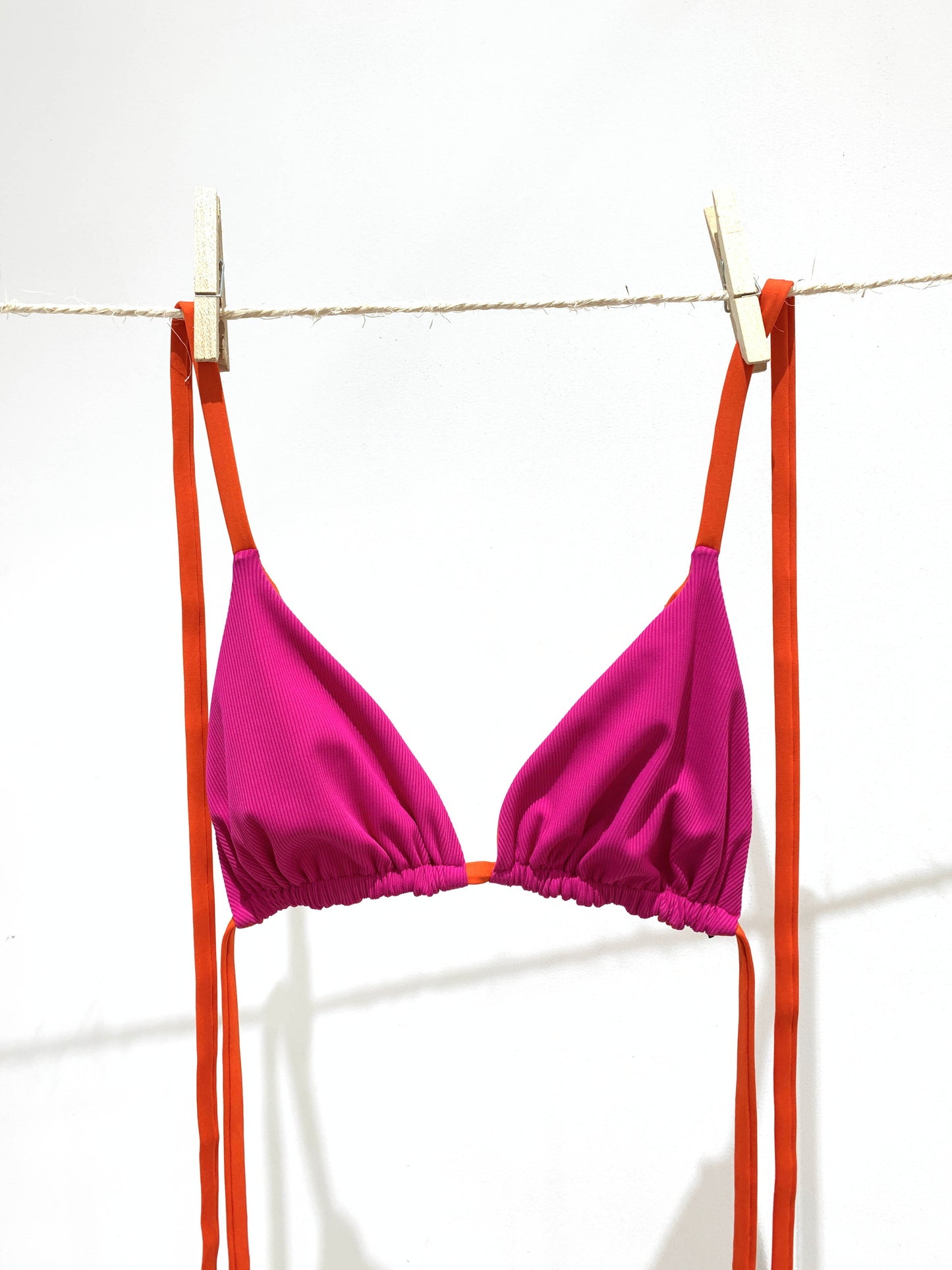 haut de bikini triangle rose et orange;;;;;