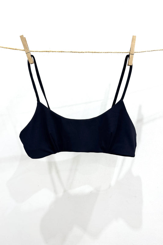 Brassiere_bretelles_fines_noir
