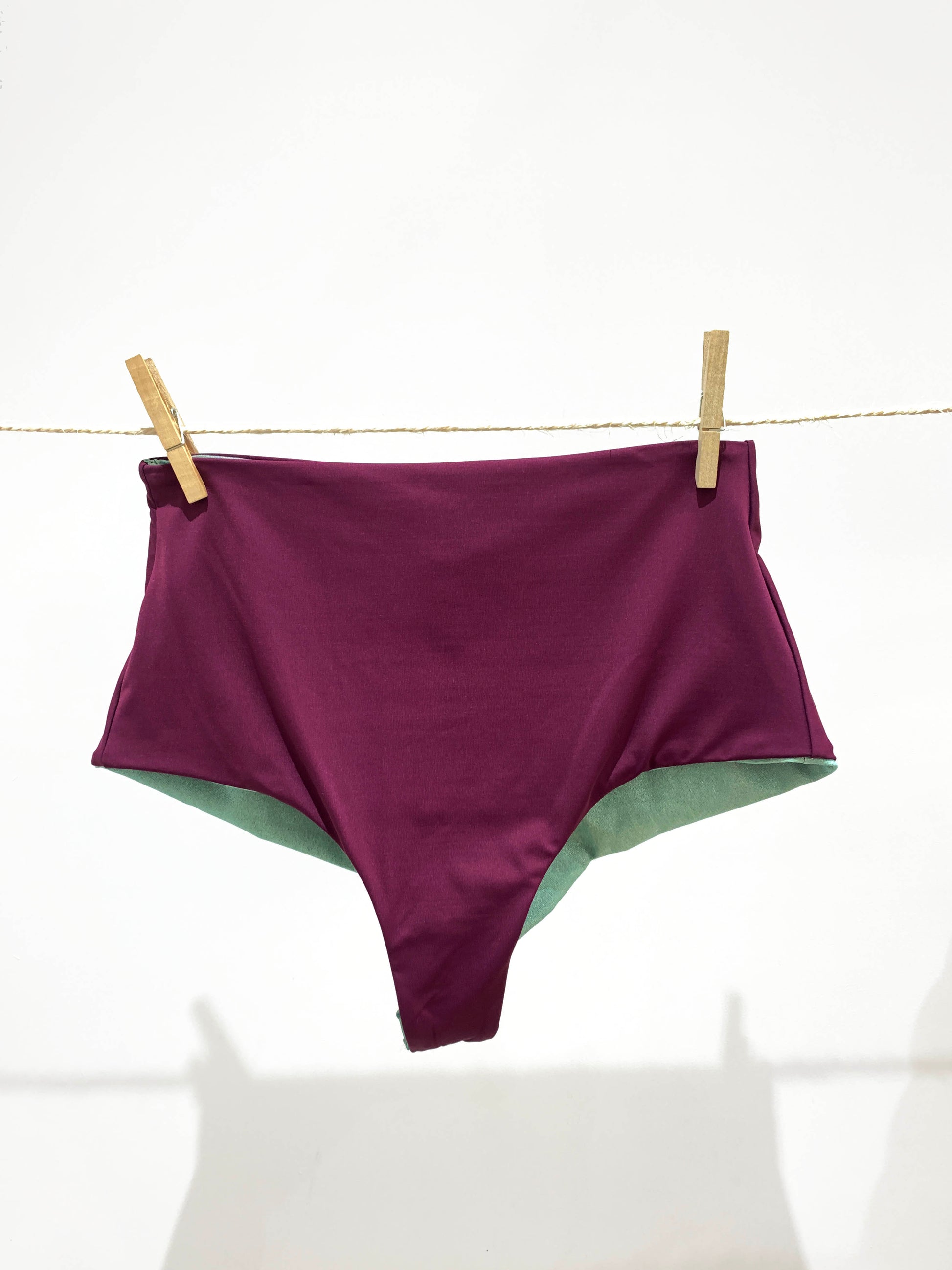 ;alta lagon;maillot de bain taille haute à paillettes;bikini tanga taille haute;;;taille haute deminue;deminue