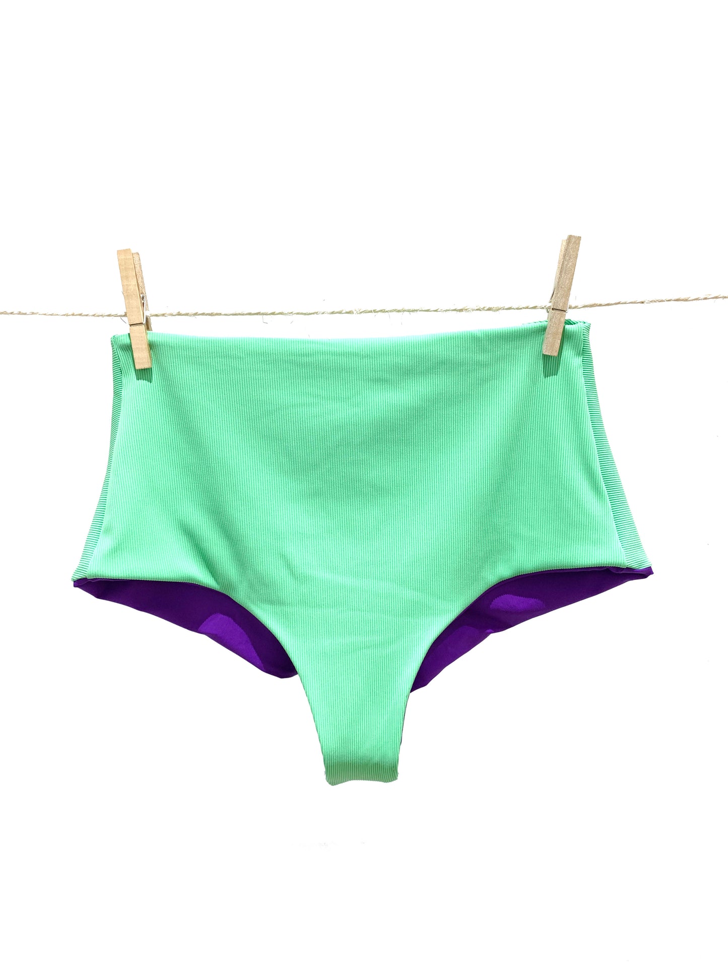 Bas de maillot de bain taille haute brésilien;Shorty vert et violet;;