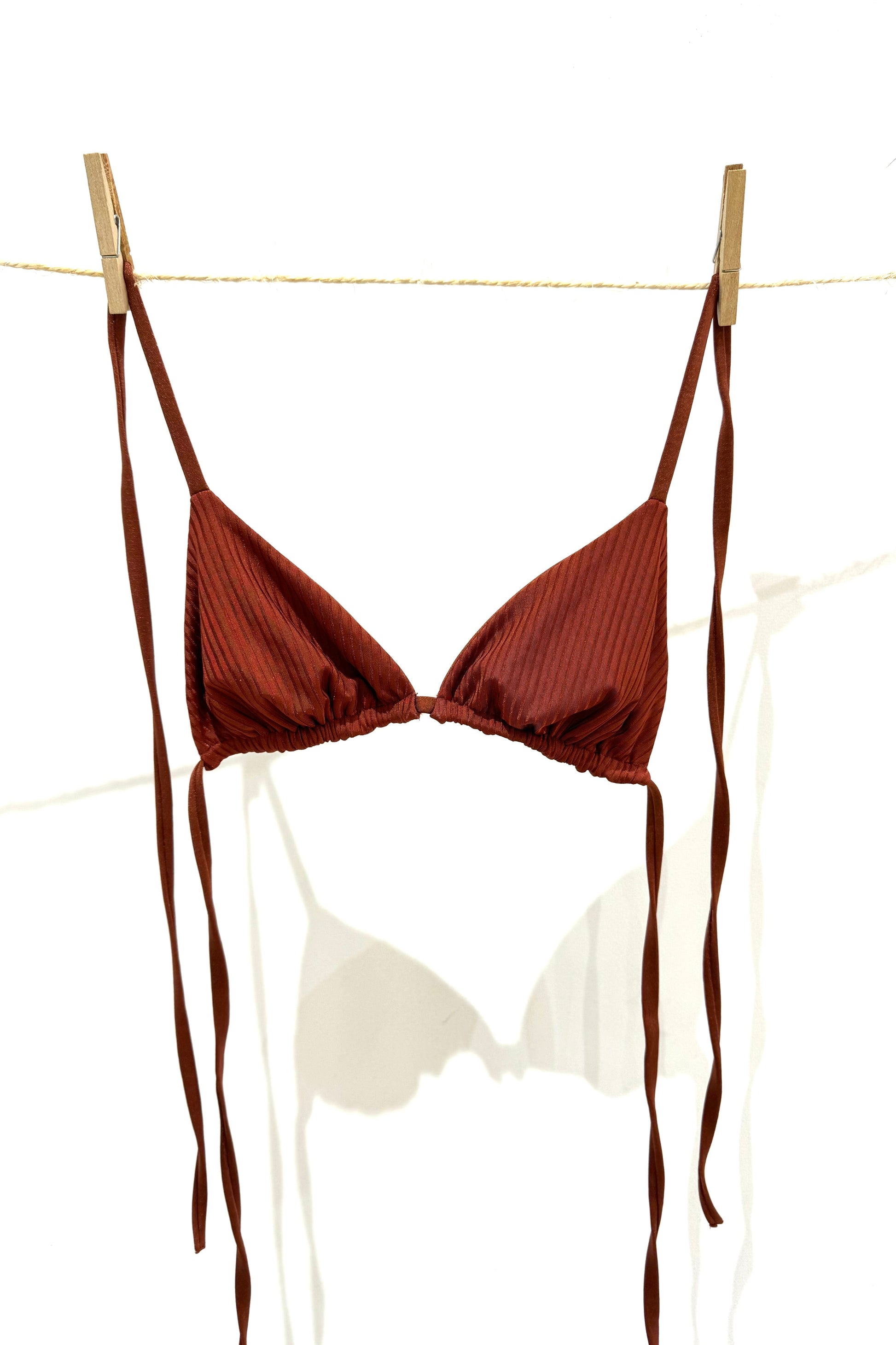 haut de maillot triangle satin marron